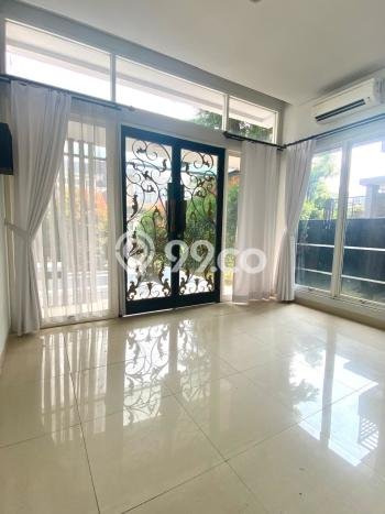 Rumah Disewakan Tangerang Selatan LT 500m2 LB 600m2 Kawasan Bintaro Rumah Disewakan Tangerang Selatan LT 500m2 LB 600m2 Kawasan Bintaro