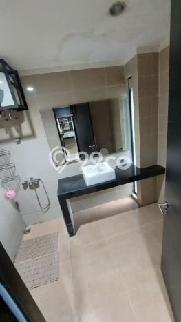 Disewakan! Rumah 5 Kamar Tidur &
3 Kamar Mandi di Bintaro, Tangerang Selatan Disewakan! Rumah 5 Kamar Tidur &
3 Kamar Mandi di Bintaro, Tangerang Selatan