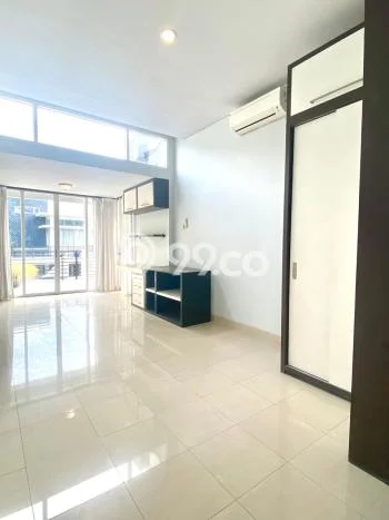 Rumah Disewakan Tangerang Selatan LT 500m2 LB 600m2 Kawasan Bintaro Rumah Disewakan Tangerang Selatan LT 500m2 LB 600m2 Kawasan Bintaro