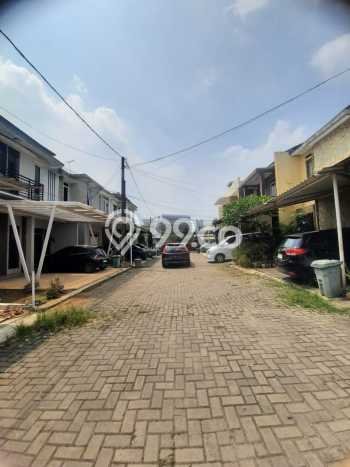 Rumah Luas Asri 3 KT Siap Huni di Bintaro Tangerang Selatan Rumah Luas Asri 3 KT Siap Huni di Bintaro Tangerang Selatan