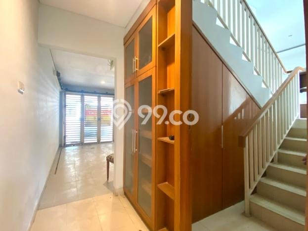 Rumah Disewakan Tangerang Selatan LT 500m2 LB 600m2 Kawasan Bintaro Rumah Disewakan Tangerang Selatan LT 500m2 LB 600m2 Kawasan Bintaro