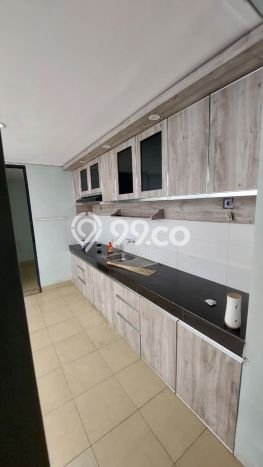 Disewakan! Rumah 5 Kamar Tidur &
3 Kamar Mandi di Bintaro, Tangerang Selatan Disewakan! Rumah 5 Kamar Tidur &
3 Kamar Mandi di Bintaro, Tangerang Selatan