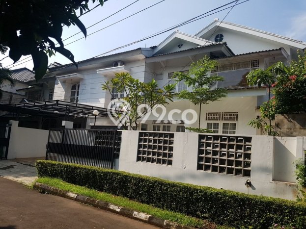 Rumah Luxury Modern Tanpa Renovasi di Bintaro Tangerang Selatan Rumah Luxury Modern Tanpa Renovasi di Bintaro Tangerang Selatan