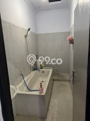 For Sale Rumah 5 Kamar Lokasi Ideal Nyaman dan Strategis di Denpasar Barat For Sale Rumah 5 Kamar Lokasi Ideal Nyaman dan Strategis di Denpasar Barat