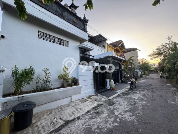 For Sale Rumah 5 Kamar Lokasi Ideal Nyaman dan Strategis di Denpasar Barat For Sale Rumah 5 Kamar Lokasi Ideal Nyaman dan Strategis di Denpasar Barat