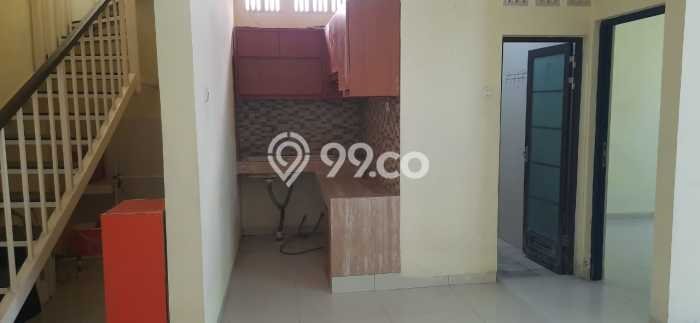Rumah di Jebres, 3 KT, Konsep Minimalis, LT 100m² LB 125m² Rumah di Jebres, 3 KT, Konsep Minimalis, LT 100m² LB 125m²