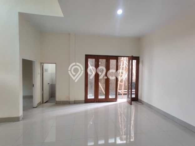 Dijual Cepat Rumah Favorit Siap Huni LB 100m2 di mojosongo, Solo Dijual Cepat Rumah Favorit Siap Huni LB 100m2 di mojosongo, Solo