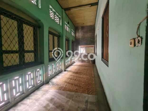 Lokasi strategis! Rumah siap huni dikontrakkan di Jebres LB 300m2 Lokasi strategis! Rumah siap huni dikontrakkan di Jebres LB 300m2