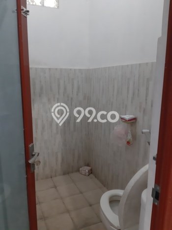 Rumah 4 Kamar di Pusat Kota Gentan, Solo - Lokasi Premium Rumah 4 Kamar di Pusat Kota Gentan, Solo - Lokasi Premium
