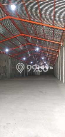 Unit Gudang Paling Strategis di Kartosuro Solo dengan LB 1200m2 Unit Gudang Paling Strategis di Kartosuro Solo dengan LB 1200m2