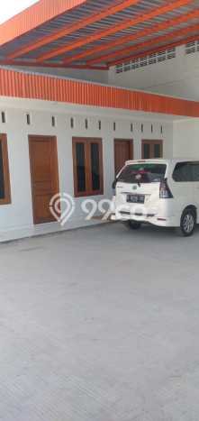 Unit Gudang Paling Strategis di Kartosuro Solo dengan LB 1200m2 Unit Gudang Paling Strategis di Kartosuro Solo dengan LB 1200m2