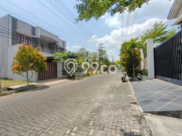 Siap Huni Rumah Mewah 4 Kamar di Solo Baru Dekat ke Mana Saja Siap Huni Rumah Mewah 4 Kamar di Solo Baru Dekat ke Mana Saja