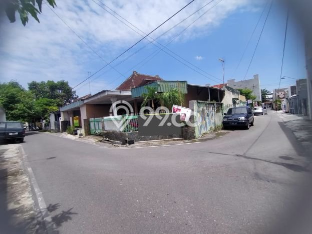 Lahan Kosong Dijual di Banjarsari, Solo, Luas 373m2 Area Strategis Lahan Kosong Dijual di Banjarsari, Solo, Luas 373m2 Area Strategis
