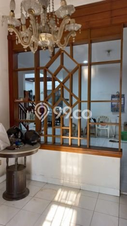 Rumah di Banjarsari, Solo, LT 225m2m² LB 230m2m² Rumah di Banjarsari, Solo, LT 225m2m² LB 230m2m²