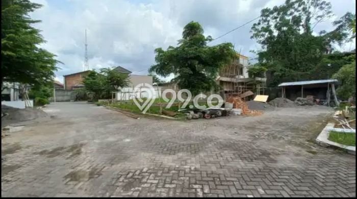 Rumah Modern Cantik 4 KT Bisa Langsung Pindah di Kartosuro Rumah Modern Cantik 4 KT Bisa Langsung Pindah di Kartosuro