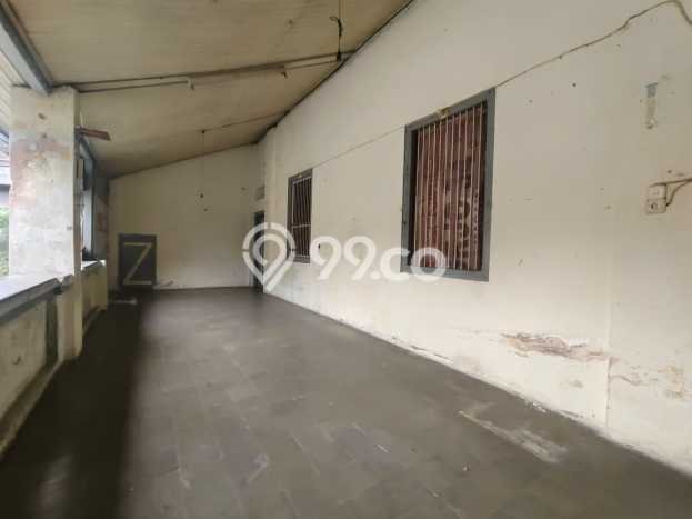 Lokasi strategis! Rumah siap huni dikontrakkan di Jebres LB 300m2 Lokasi strategis! Rumah siap huni dikontrakkan di Jebres LB 300m2