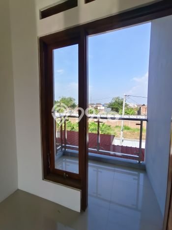 Rumah SUPER MEWAH! area Gentan, Solo, Luas 78m2m² Bangunan 120m2m², BISA KPR Rumah SUPER MEWAH! area Gentan, Solo, Luas 78m2m² Bangunan 120m2m², BISA KPR