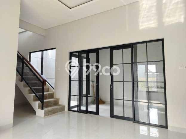 Dijual Cepat Rumah Favorit Siap Huni LB 95m2 di Gentan, Solo Dijual Cepat Rumah Favorit Siap Huni LB 95m2 di Gentan, Solo