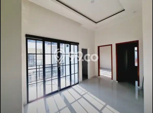 Rumah Strategis Modern Lb 120m2 di Banjarsari, Solo Rumah Strategis Modern Lb 120m2 di Banjarsari, Solo