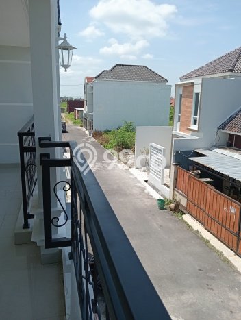 Dijual Cepat Rumah Favorit Siap Huni LB 120m2 di Gentan, Sukoharjo Dijual Cepat Rumah Favorit Siap Huni LB 120m2 di Gentan, Sukoharjo