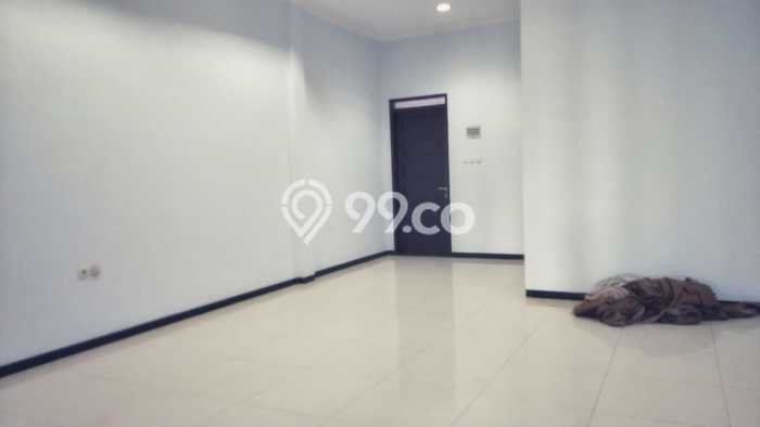 Rumah Bagus Siap Huni Di Mekar Wangi Luas 300m2 Lokasi Strategis Rumah Bagus Siap Huni Di Mekar Wangi Luas 300m2 Lokasi Strategis