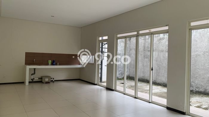Rumah Elit Modern Tanpa Renovasi di Kota Baru Parahyangan Bandung Rumah Elit Modern Tanpa Renovasi di Kota Baru Parahyangan Bandung