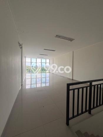 Ruko Dijual di Bandung LT 85m2 & LB 208m2 Lokasi Terbaik! Ruko Dijual di Bandung LT 85m2 & LB 208m2 Lokasi Terbaik!