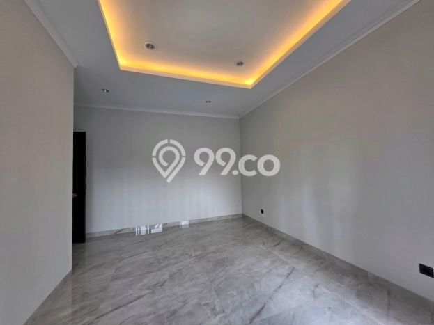 Dijual Rumah Premium dengan Fasilitas Sekitar Lengkap di BSD, Tangerang Selatan Dijual Rumah Premium dengan Fasilitas Sekitar Lengkap di BSD, Tangerang Selatan