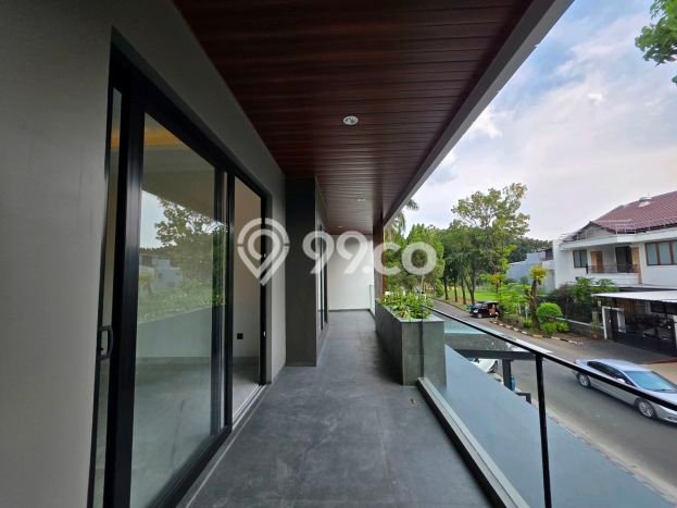Dijual Rumah Premium dengan Fasilitas Sekitar Lengkap di BSD, Tangerang Selatan Dijual Rumah Premium dengan Fasilitas Sekitar Lengkap di BSD, Tangerang Selatan