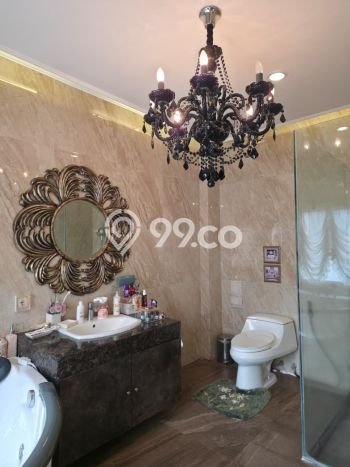 Jual Rumah Luas Megah Dengan View Eksklusif di Alam Sutera, Tangerang Jual Rumah Luas Megah Dengan View Eksklusif di Alam Sutera, Tangerang