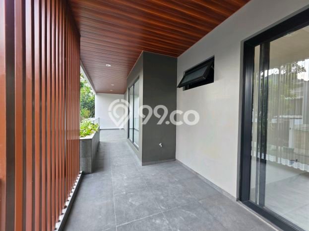 Dijual Rumah Premium dengan Fasilitas Sekitar Lengkap di BSD, Tangerang Selatan Dijual Rumah Premium dengan Fasilitas Sekitar Lengkap di BSD, Tangerang Selatan