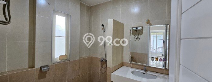 Rumah sewa siap pakai 3 KT di Alam Sutera, Tangerang Rumah sewa siap pakai 3 KT di Alam Sutera, Tangerang