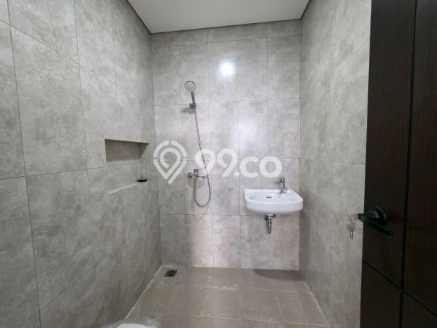 Dijual Rumah Premium dengan Fasilitas Sekitar Lengkap di BSD, Tangerang Selatan Dijual Rumah Premium dengan Fasilitas Sekitar Lengkap di BSD, Tangerang Selatan