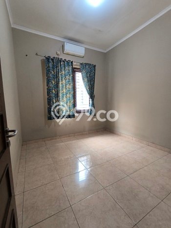Rumah Elit Modern Tanpa Renovasi di harapan indah Bekasi Rumah Elit Modern Tanpa Renovasi di harapan indah Bekasi