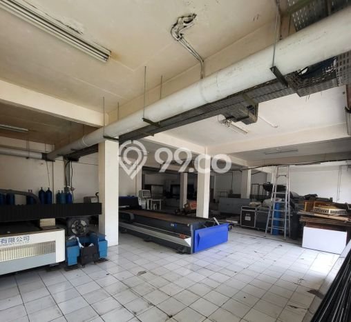 Kantor Dijual di Prime Area Jakarta Barat Luas 1600m2 Kantor Dijual di Prime Area Jakarta Barat Luas 1600m2