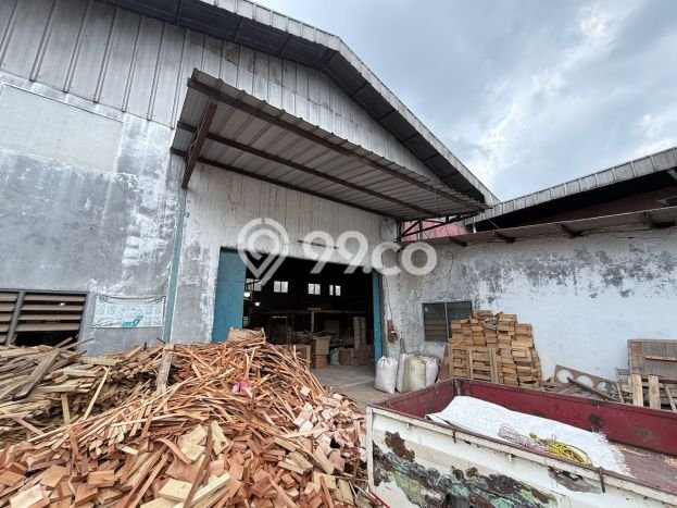 Gudang Komersial Dijual di Cileungsi Bogor LT 2650m2 & LB 1512m2 Gudang Komersial Dijual di Cileungsi Bogor LT 2650m2 & LB 1512m2