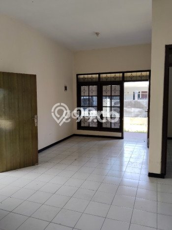 Hunian Cantik Minimalis Lb 102m2 di Wiyung, Surabaya Hunian Cantik Minimalis Lb 102m2 di Wiyung, Surabaya