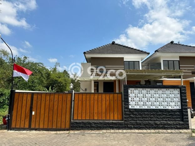 Rumah Minimalis Dijual Lokasi Kedungkandang 0 Kamar dengan LT 72m2 Rumah Minimalis Dijual Lokasi Kedungkandang 0 Kamar dengan LT 72m2
