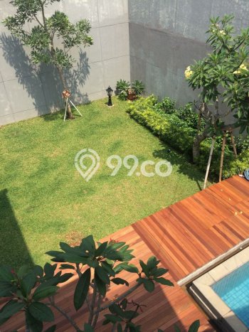 Disewakan Rumah Strategis di BSD De Park LT 480m2 / LB 350m2 Siap Huni Disewakan Rumah Strategis di BSD De Park LT 480m2 / LB 350m2 Siap Huni
