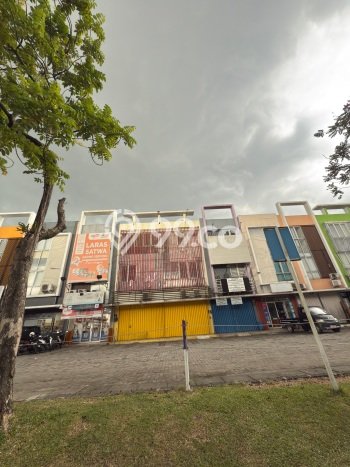 Unit Ruko Disewakan di Gading Serpong di Area Ramai & Strategis Unit Ruko Disewakan di Gading Serpong di Area Ramai & Strategis