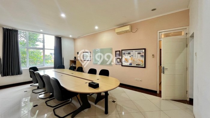 Unit Ruko Dijual di Jakarta Timur LT 225m2 & LB 450m2 Unit Ruko Dijual di Jakarta Timur LT 225m2 & LB 450m2