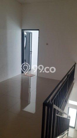 Lokasi strategis! Rumah siap huni dikontrakkan di Depok LB 80m2 Lokasi strategis! Rumah siap huni dikontrakkan di Depok LB 80m2