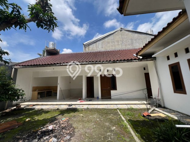 Rumah Bagus Siap Huni Di Ngaglik Luas 400m2 Lokasi Strategis Rumah Bagus Siap Huni Di Ngaglik Luas 400m2 Lokasi Strategis