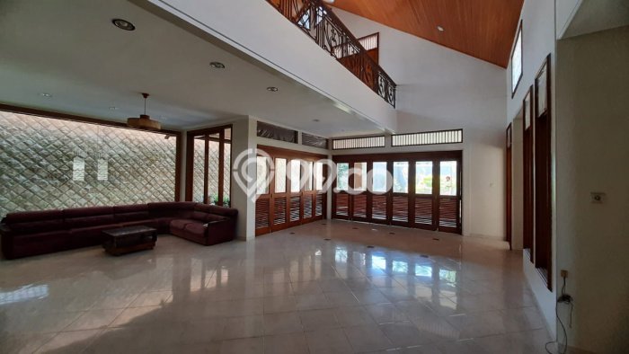 Rumah Cantik Siap Pakai Di Ngaglik Luas 450m2 Lokasi Strategis Rumah Cantik Siap Pakai Di Ngaglik Luas 450m2 Lokasi Strategis