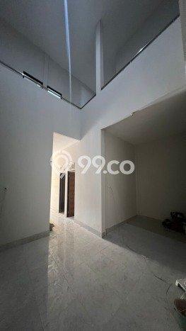 Unit Gudang Paling Strategis di Gamping Sleman dengan LB 650m2 Unit Gudang Paling Strategis di Gamping Sleman dengan LB 650m2