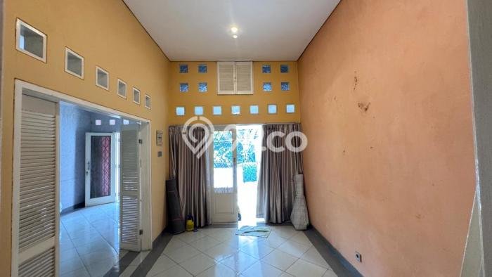Hunian Cantik Minimalis Lb 140m2 di Cinere, Depok Hunian Cantik Minimalis Lb 140m2 di Cinere, Depok