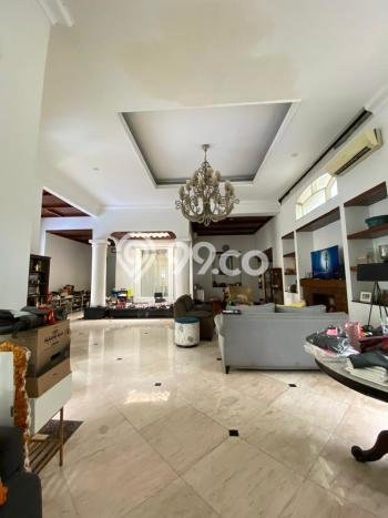 Rumah Elit Modern Tanpa Renovasi di Lebak Bulus Jakarta Selatan Rumah Elit Modern Tanpa Renovasi di Lebak Bulus Jakarta Selatan
