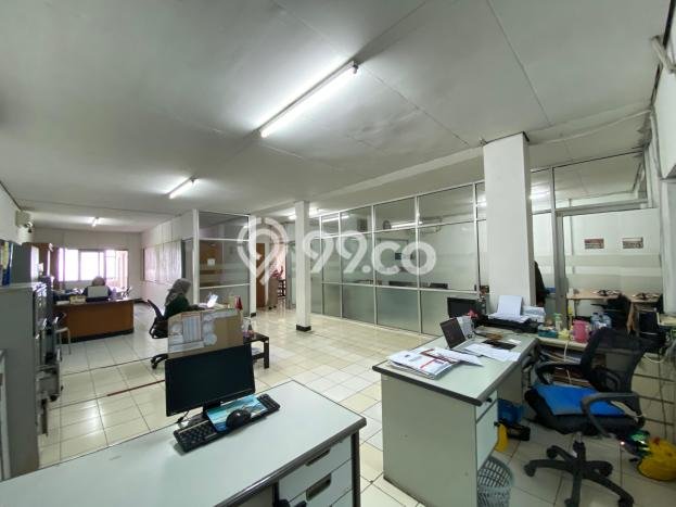 LOKASI PREMIUM! Ruko Kawasan Tajur, Luas 444m2m², Area Komersial LOKASI PREMIUM! Ruko Kawasan Tajur, Luas 444m2m², Area Komersial