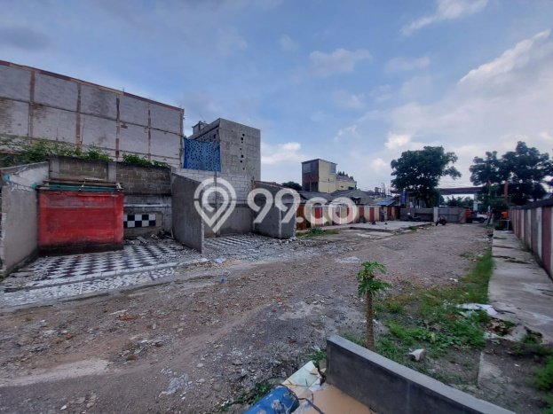 Tanah Kavling di Jagakarsa Dijual dengan Luas 1004m2 Tanah Kavling di Jagakarsa Dijual dengan Luas 1004m2