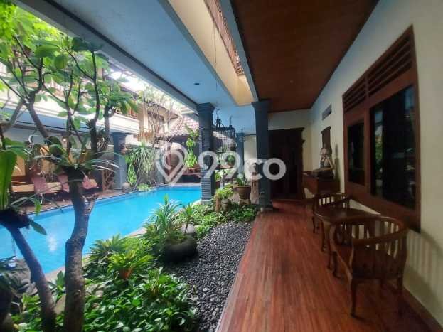 Rumah Luxury di Jakarta Selatan Strategis Kondisi Baik Rumah Luxury di Jakarta Selatan Strategis Kondisi Baik